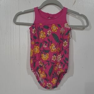 Carters Girls Lot Of NWT Onsie & Top Size 24 Months